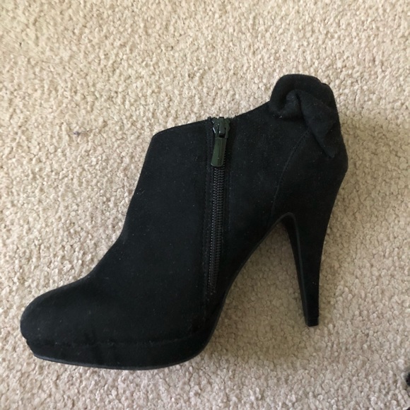 IMPO high heels - Picture 3 of 3